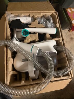 Neakasa P2 Pro Pet Grooming Kit & Vacuum with Attachments